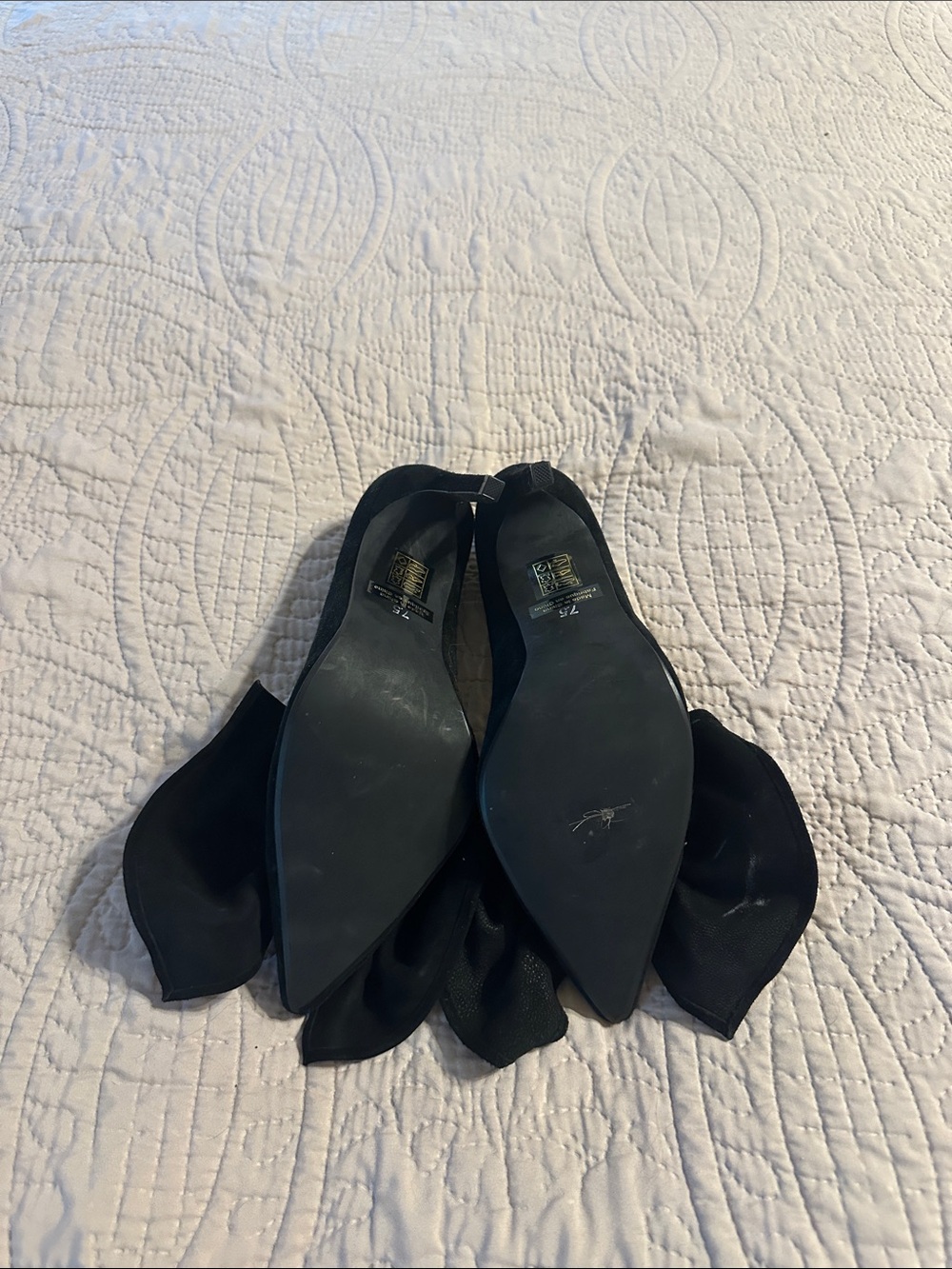 Jeffrey Campbell Black Bow Knot Pointed-Toe Pumps - Picture 4 of 4